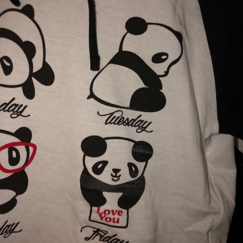Monday-Sunday panda long sleeve